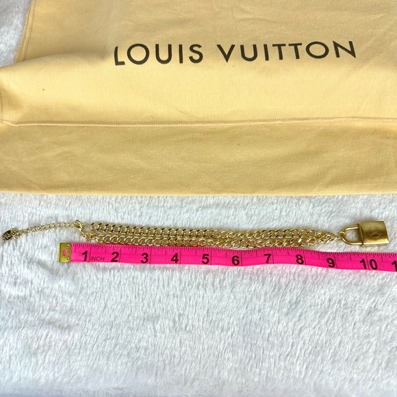 Louis Vuitton Lock #203 Pendant gift set - Picture 7 of 7